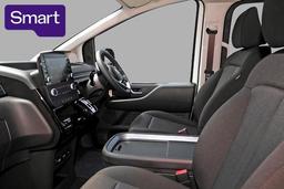 2026 Hyundai STARIA