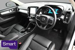 2026 Volvo XC40